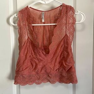 ROSE LACE BRALETTE